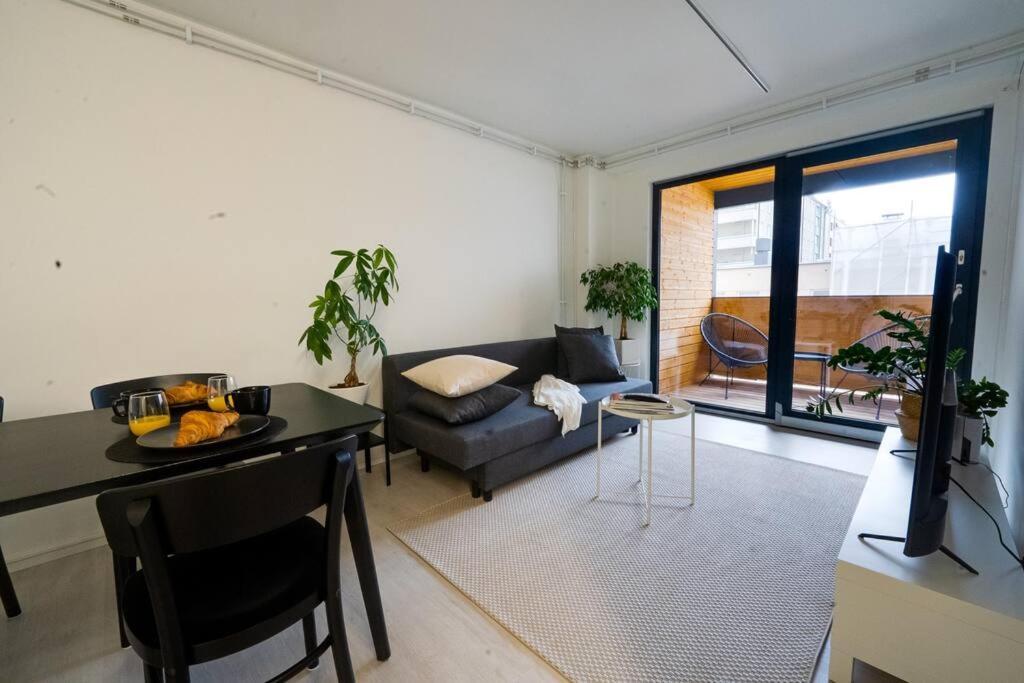 Apartamento 3H,K,P - Keskellae Tamperetta Kaunis Parvekkeellinen Uusittu Kolmio Exterior foto