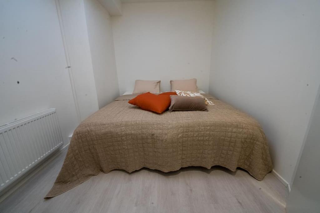 Apartamento 3H,K,P - Keskellae Tamperetta Kaunis Parvekkeellinen Uusittu Kolmio Exterior foto