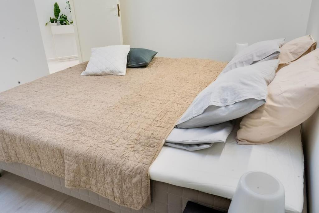 Apartamento 3H,K,P - Keskellae Tamperetta Kaunis Parvekkeellinen Uusittu Kolmio Exterior foto