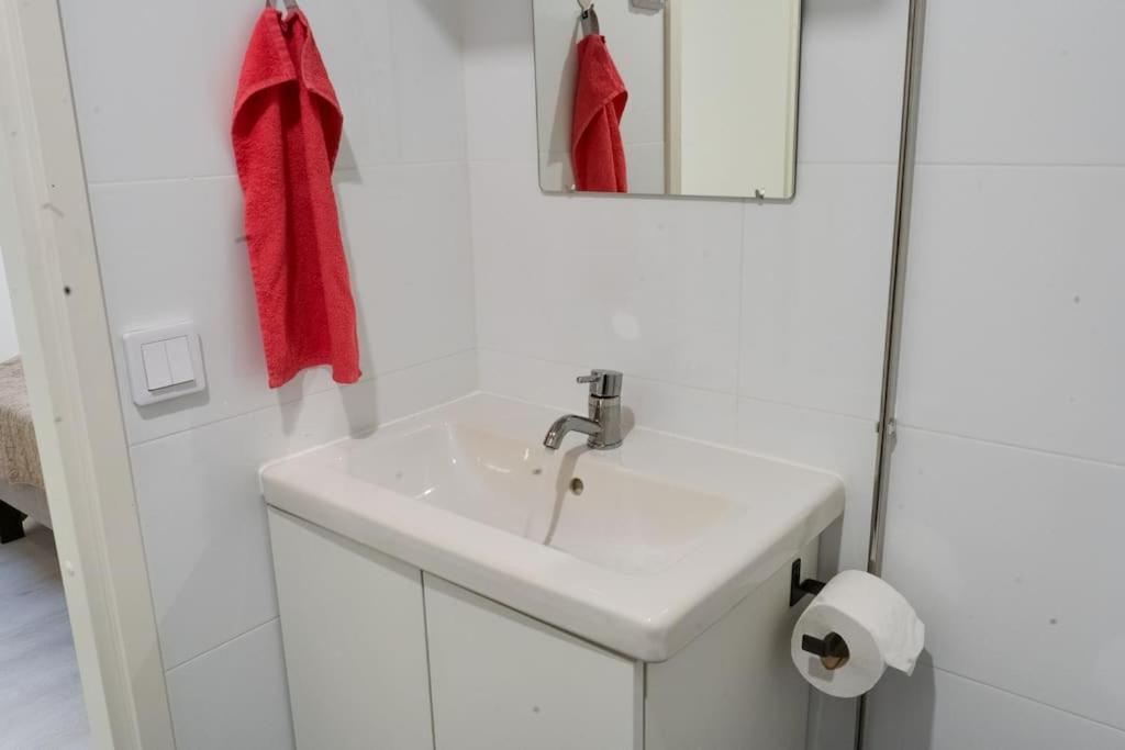 Apartamento 3H,K,P - Keskellae Tamperetta Kaunis Parvekkeellinen Uusittu Kolmio Exterior foto
