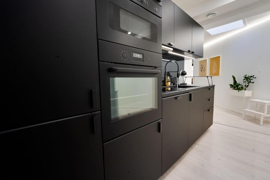 Apartamento 3H,K,P - Keskellae Tamperetta Kaunis Parvekkeellinen Uusittu Kolmio Exterior foto